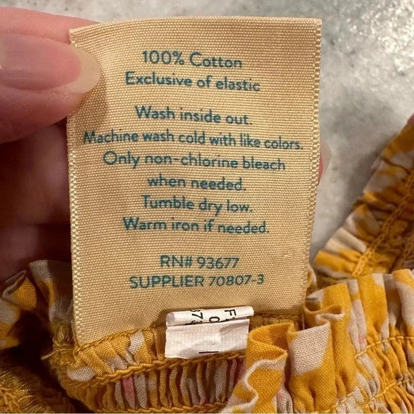 There Abouts Girls Yellow Floral Smocked Neckline Size 10/12 - Picture 7 of 8